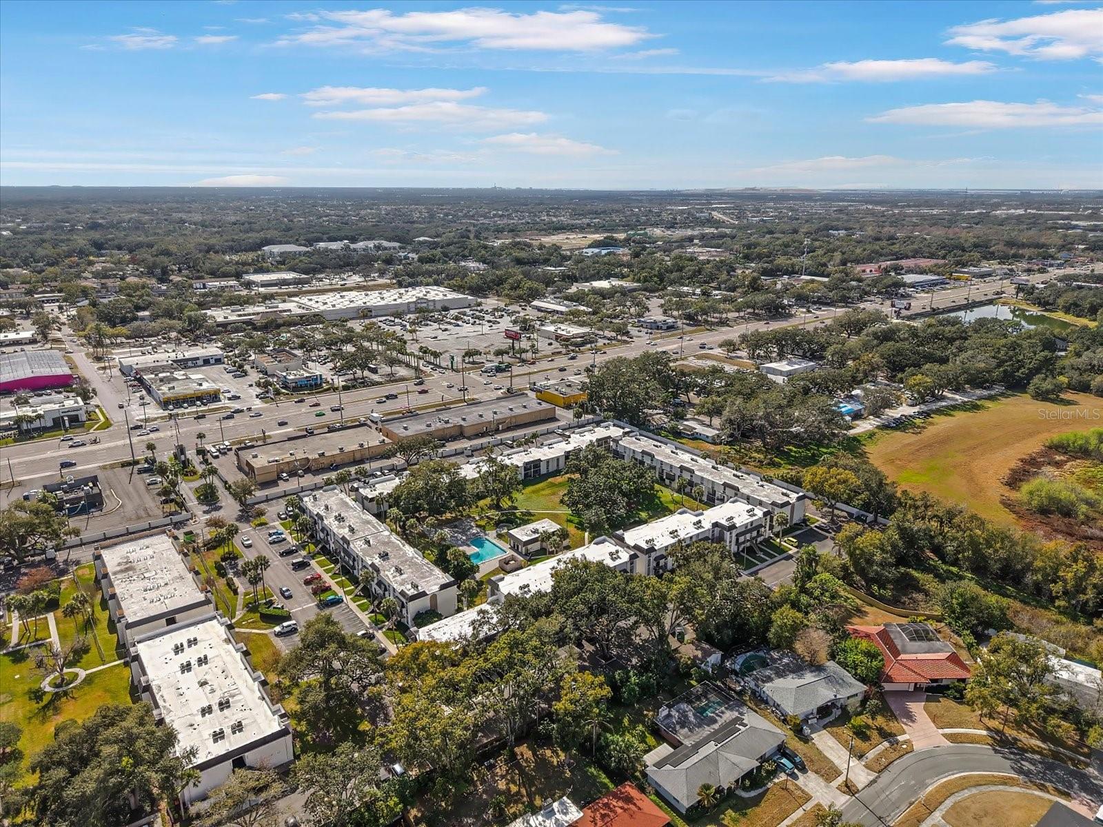 Image 27 of 34 For 811 Russell Lane 309