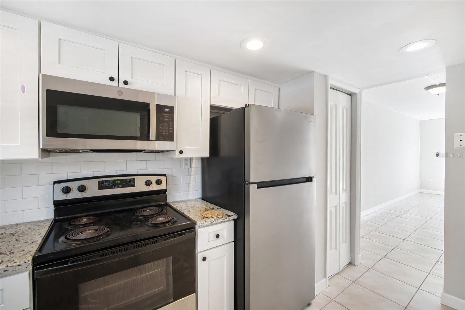 Image 5 of 34 For 811 Russell Lane 309