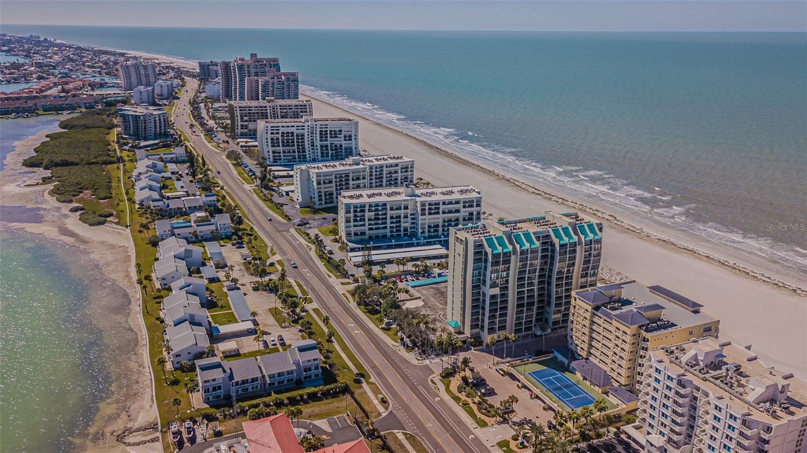 Image 37 of 43 For 1370 Gulf Boulevard 703