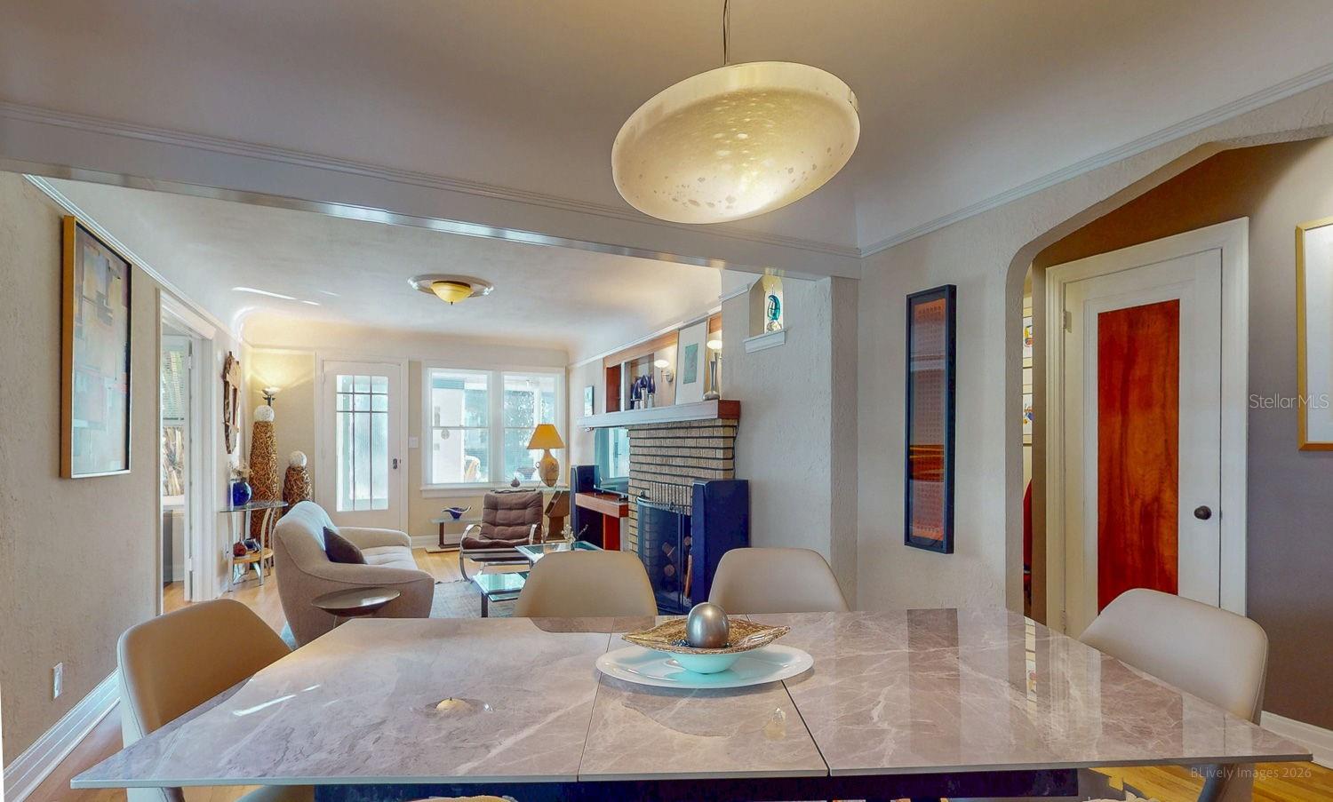 Image 10 of 48 For 115 21st Avenue Ne