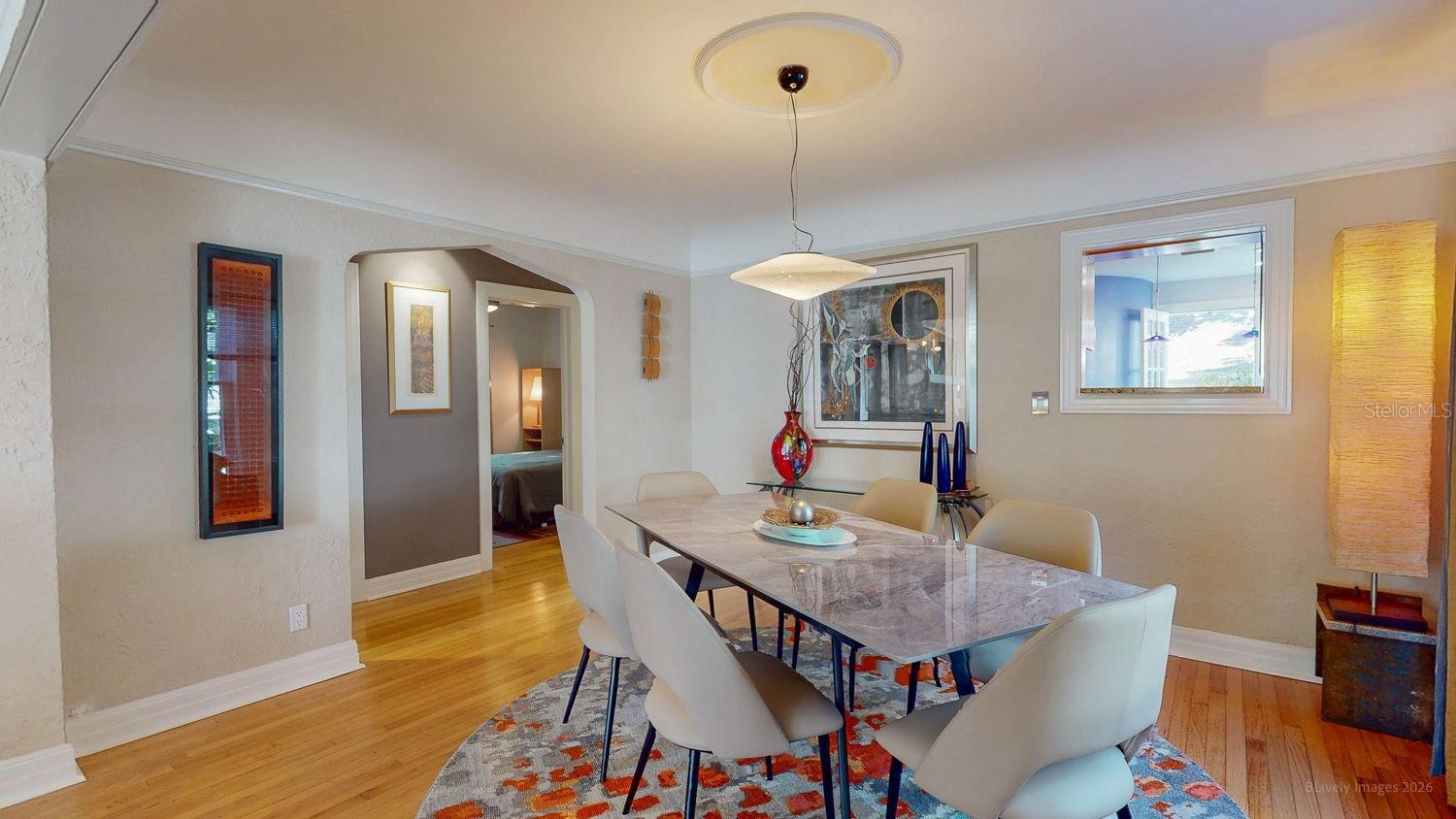 Image 12 of 48 For 115 21st Avenue Ne