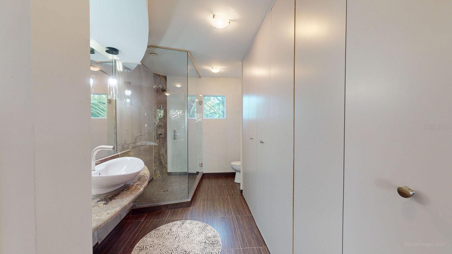 Image 29 of 48 For 115 21st Avenue Ne