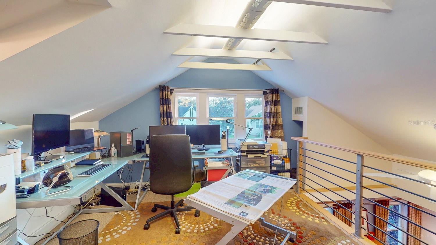 Image 35 of 48 For 115 21st Avenue Ne