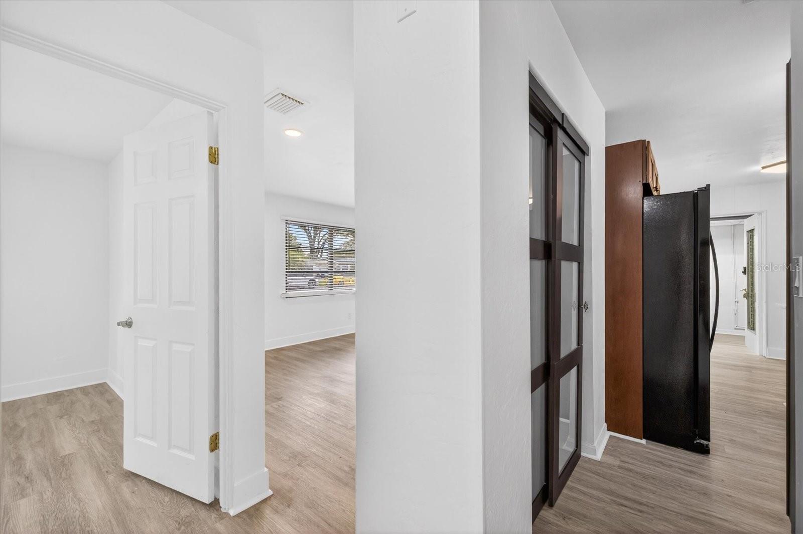 Image 14 of 37 For 8391 54th Street N