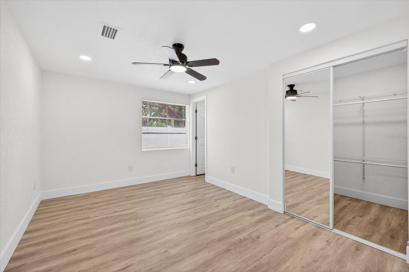 Image 20 of 37 For 8391 54th Street N