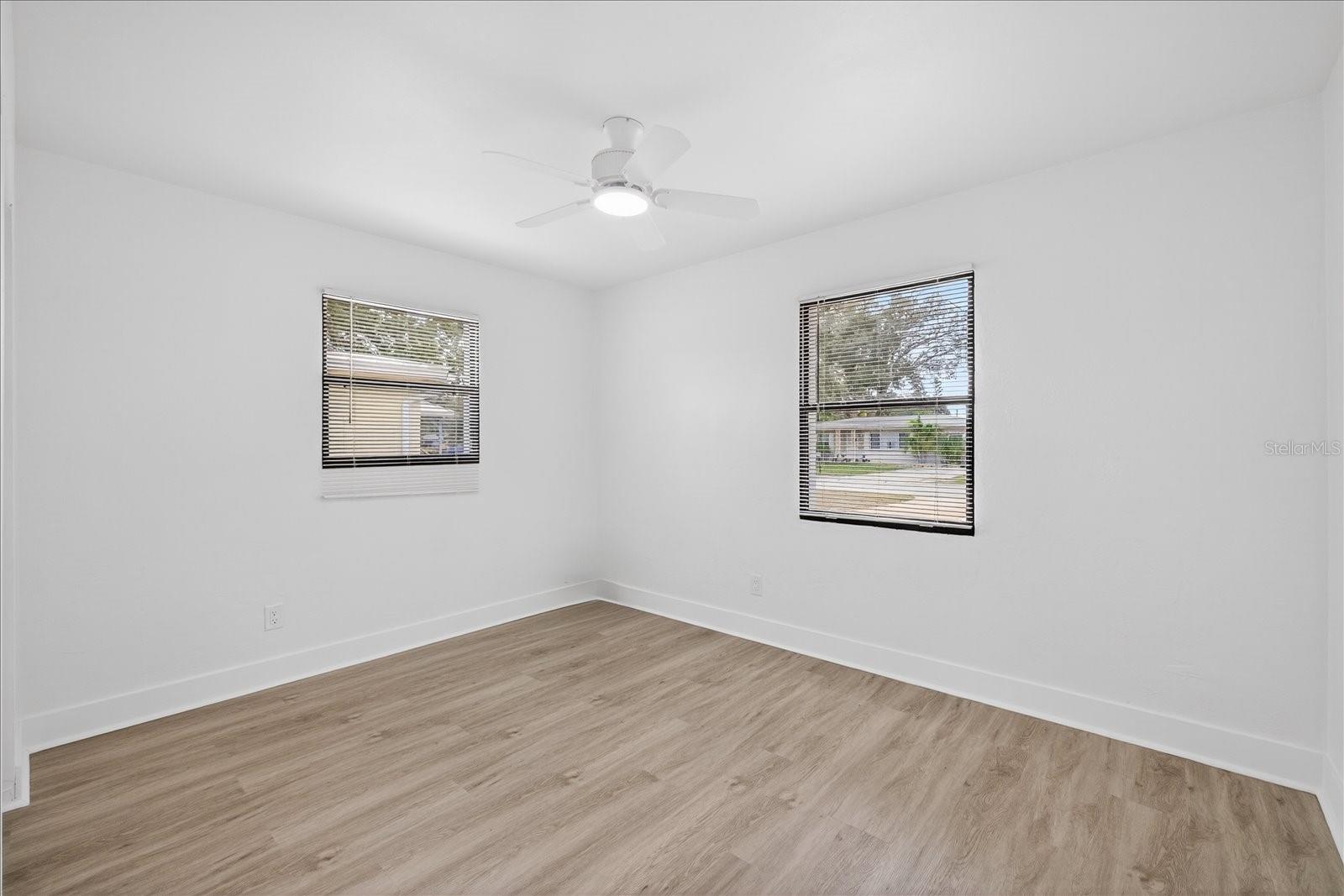 Image 21 of 37 For 8391 54th Street N