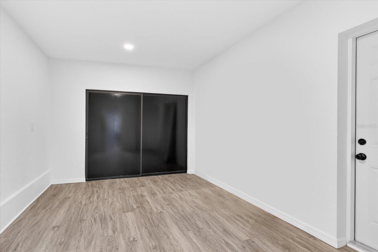 Image 25 of 37 For 8391 54th Street N