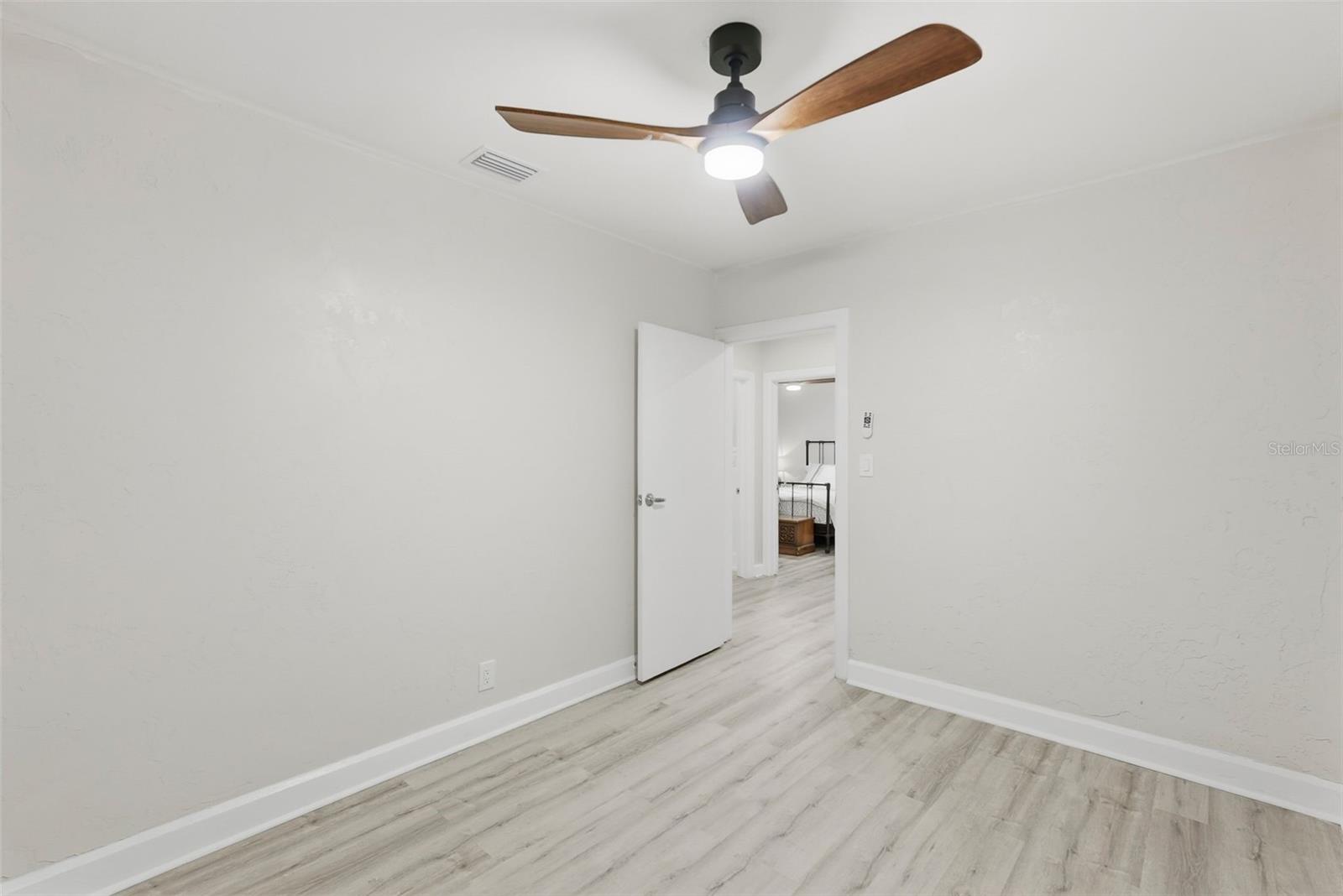 Image 24 of 28 For 851 20th Avenue S