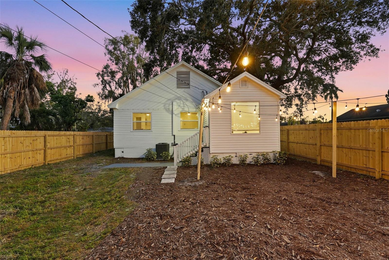 Image 25 of 28 For 851 20th Avenue S