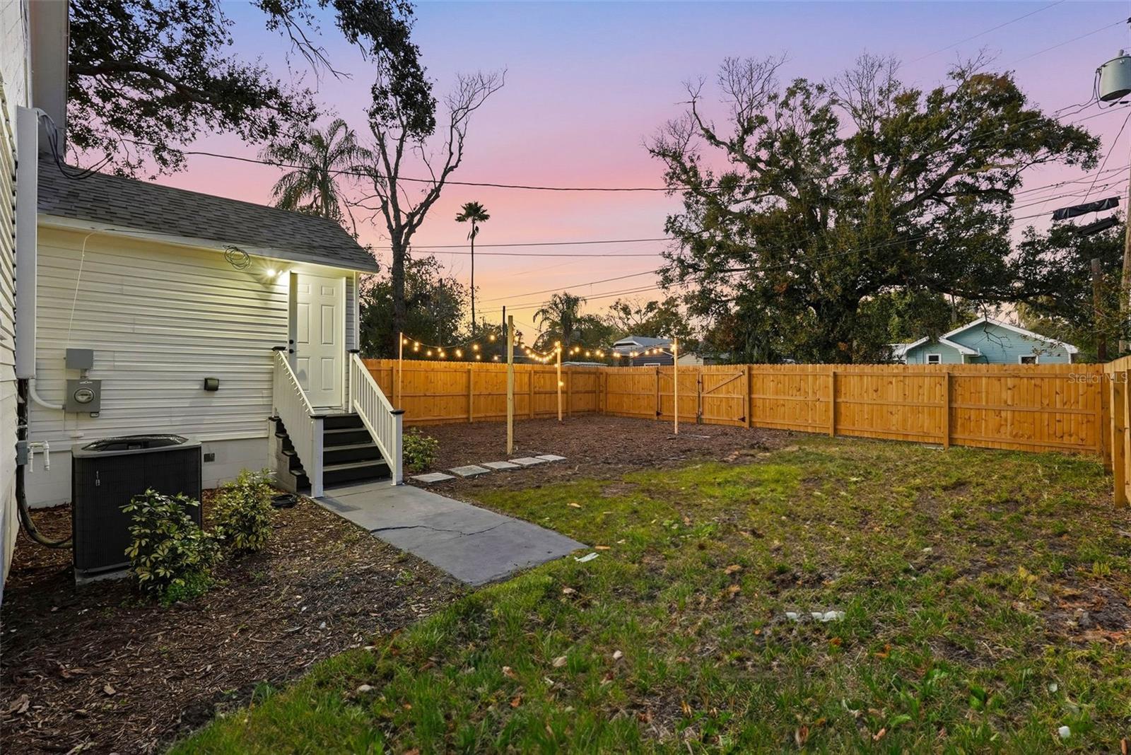 Image 26 of 28 For 851 20th Avenue S