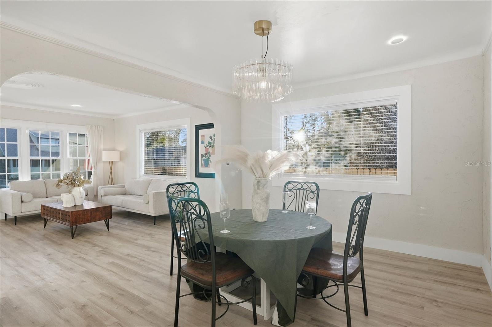 Image 7 of 28 For 851 20th Avenue S