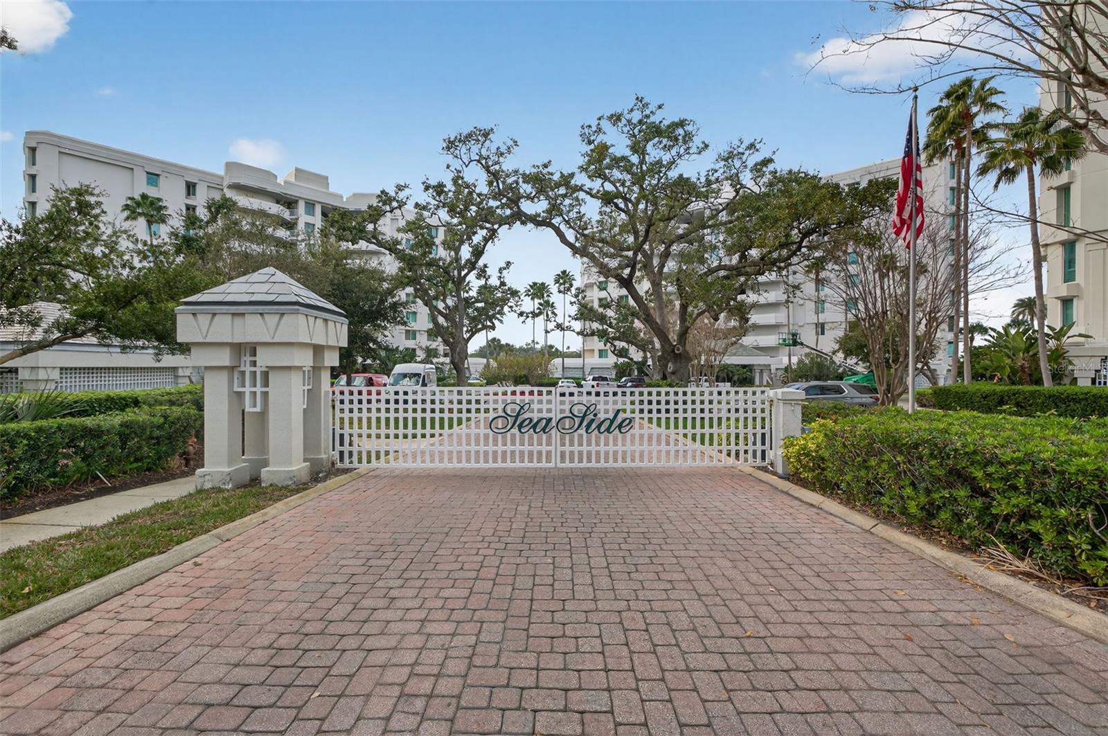 Image 2 of 35 For 1 Seaside Lane 503