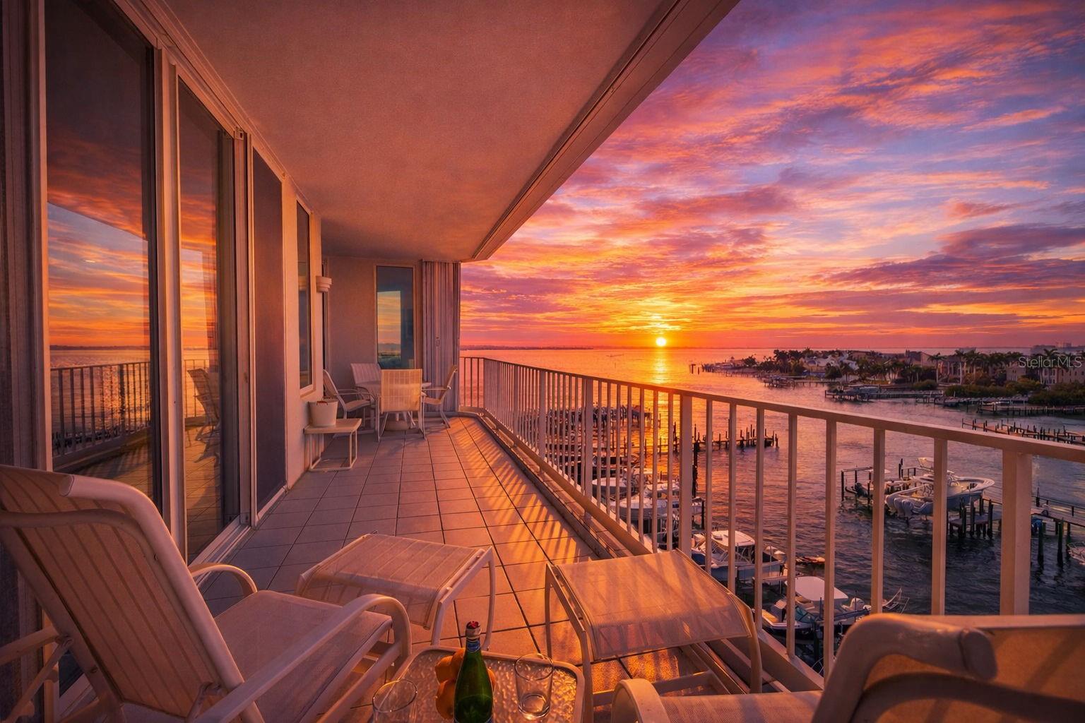 Image 5 of 35 For 1 Seaside Lane 503