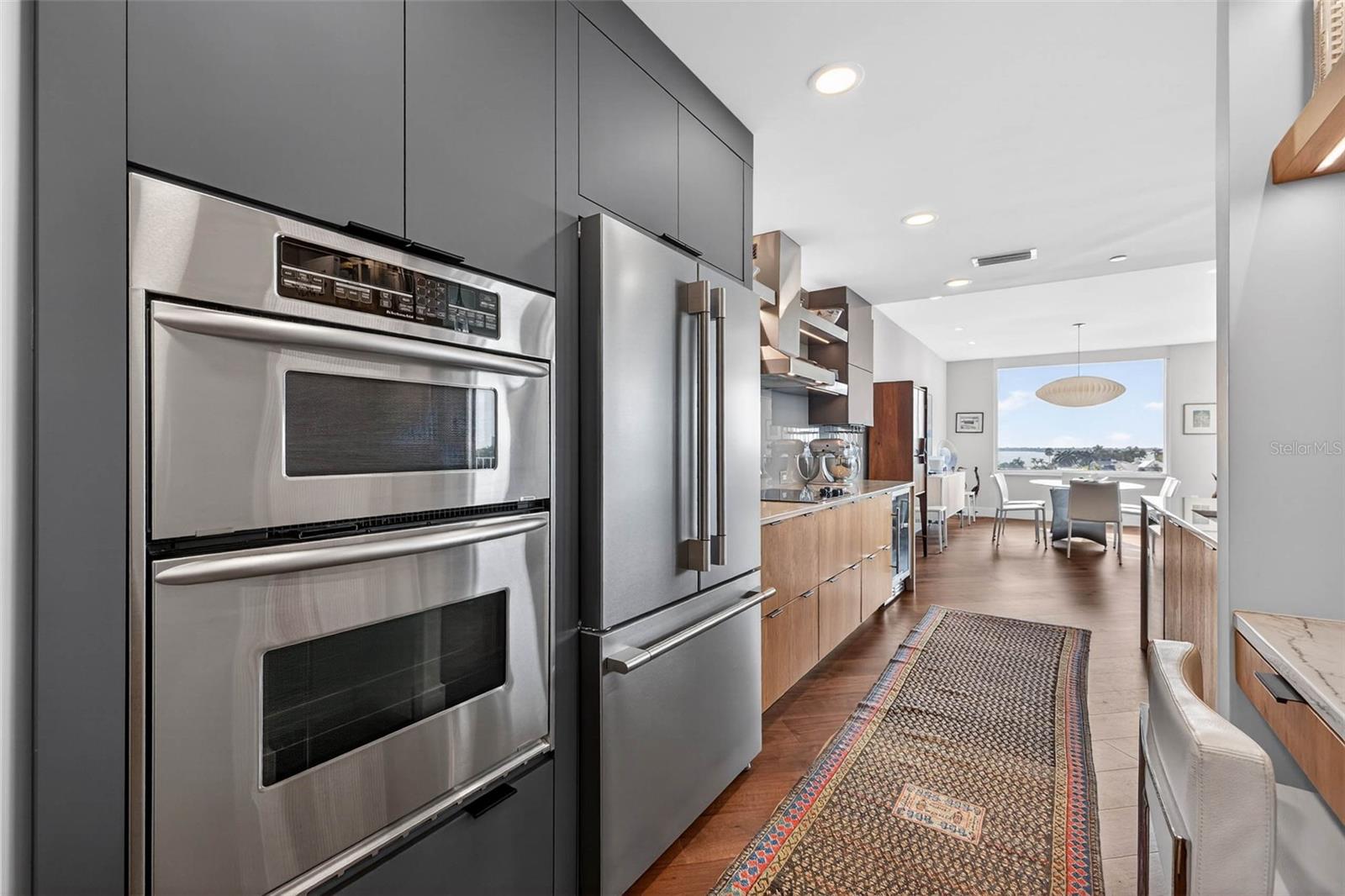 Image 8 of 35 For 1 Seaside Lane 503