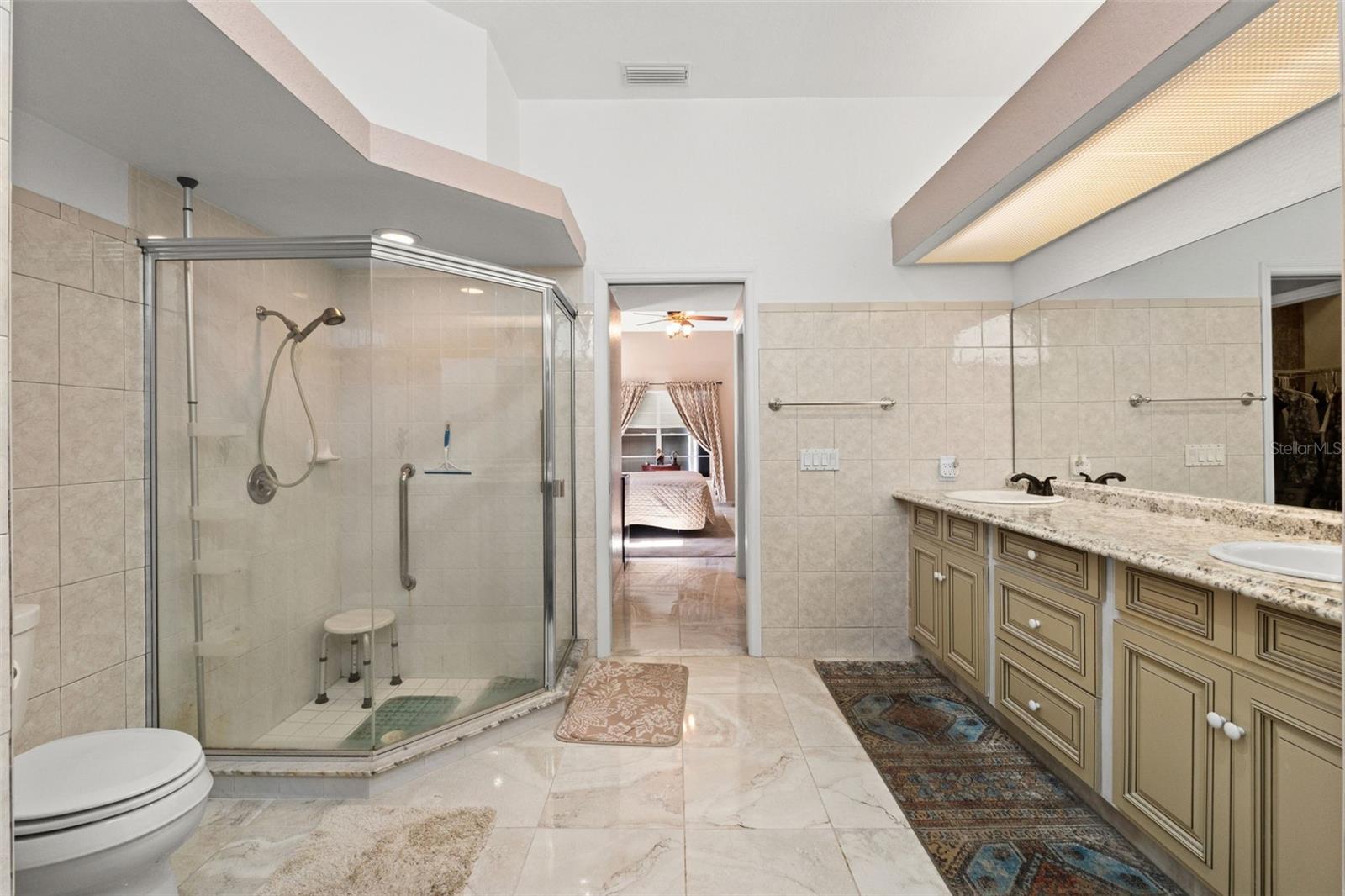 Image 28 of 51 For 13615 Arden Drive