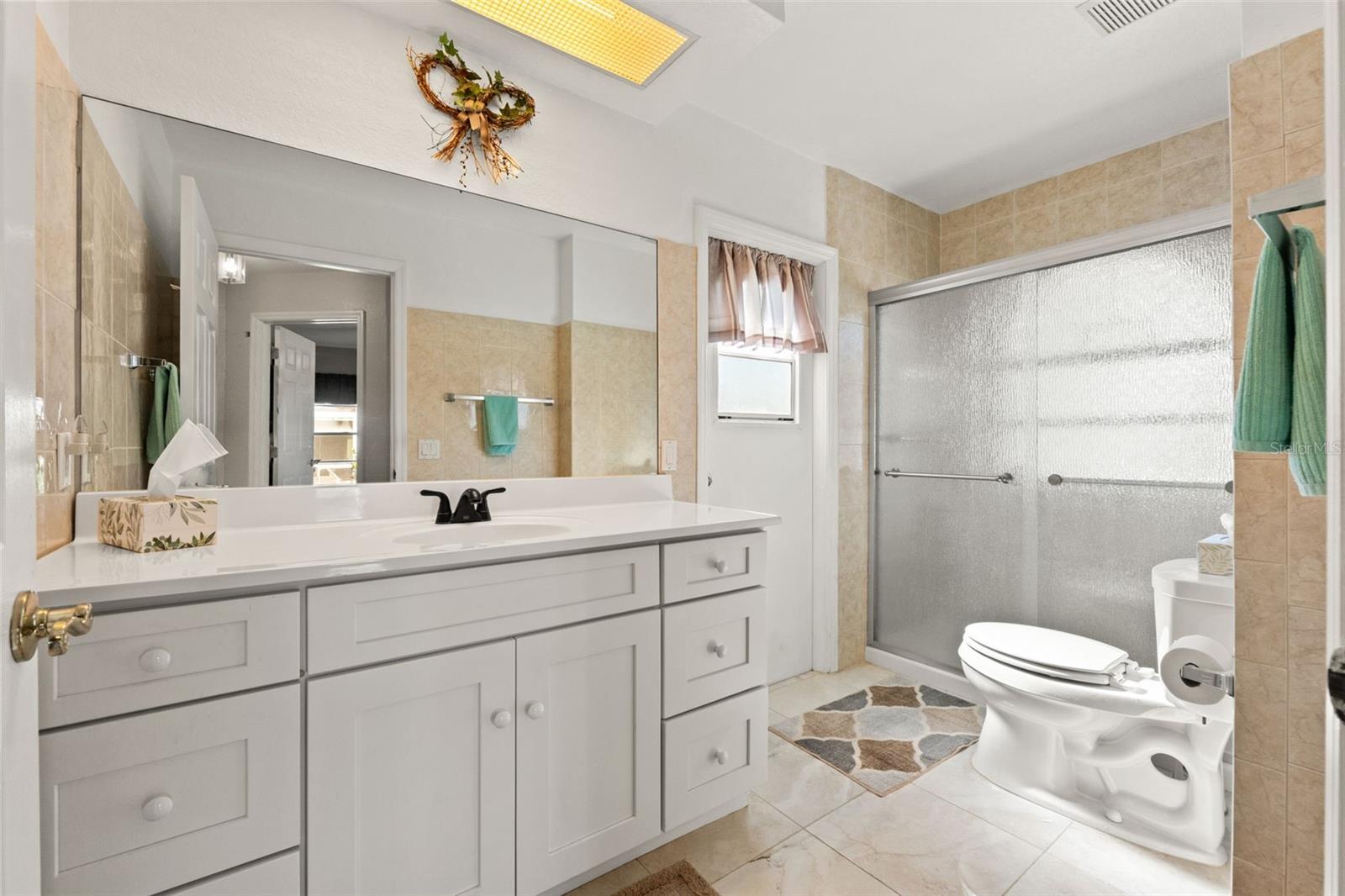 Image 32 of 51 For 13615 Arden Drive