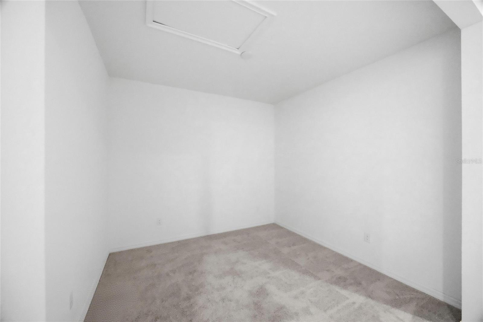 Image 12 of 42 For 1145 Sleepy Oak Drive