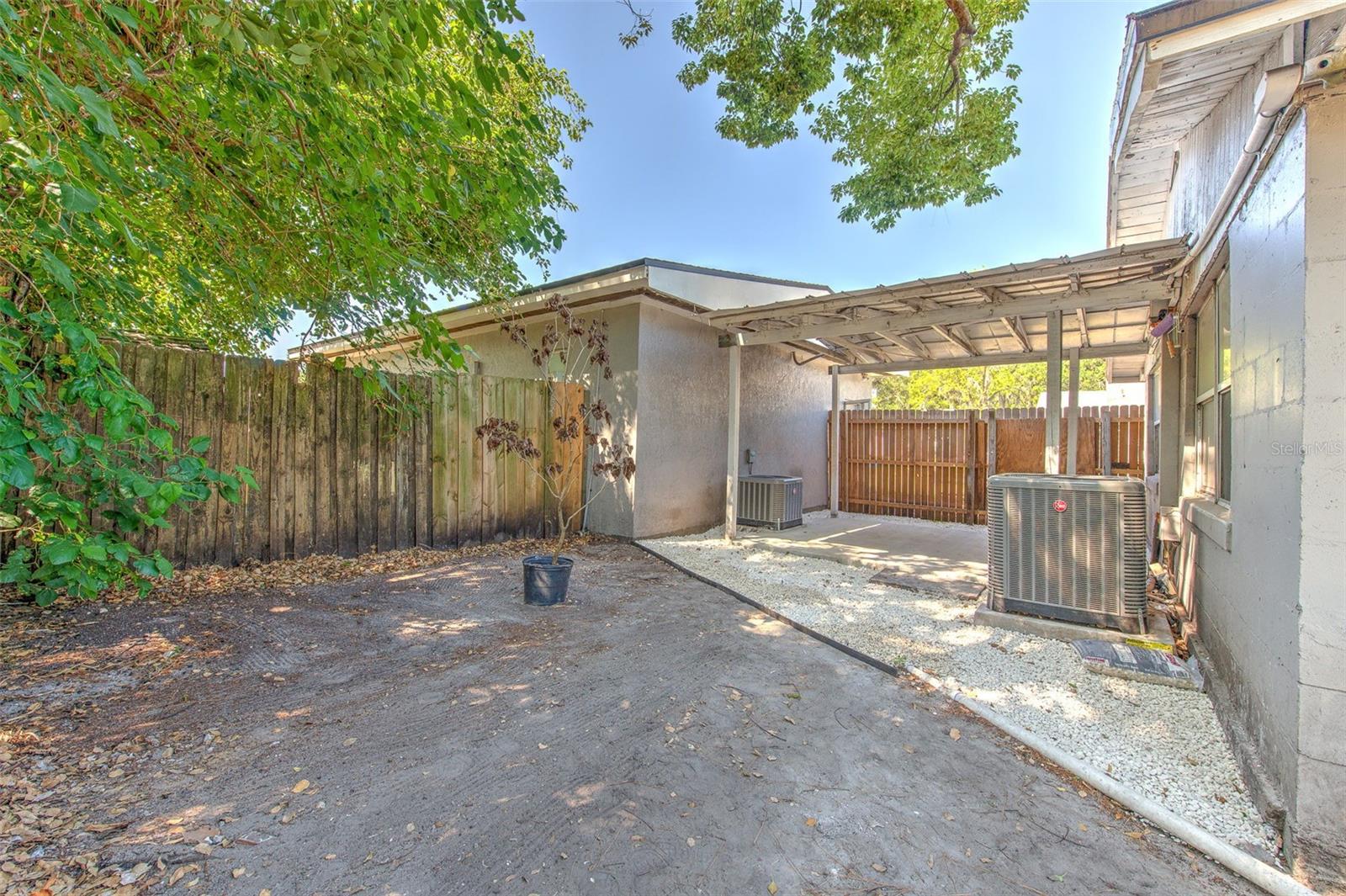 Image 30 of 35 For 905 Ball Street