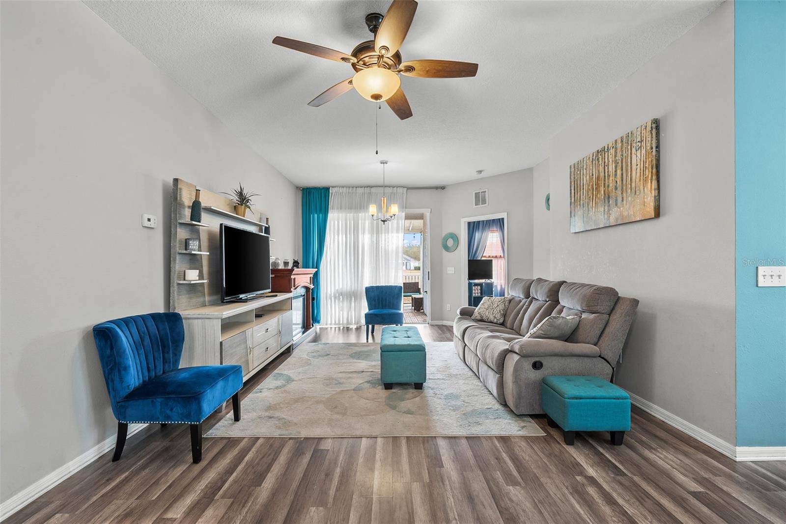 Image 7 of 35 For 6811 Monarch Park Drive