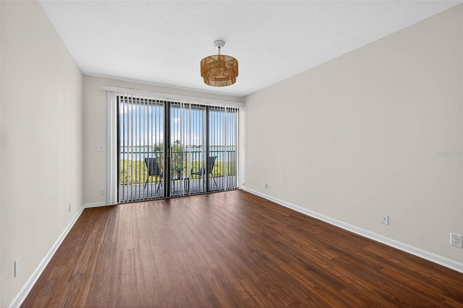 Image 20 of 35 For 1501 Gulf Boulevard 205