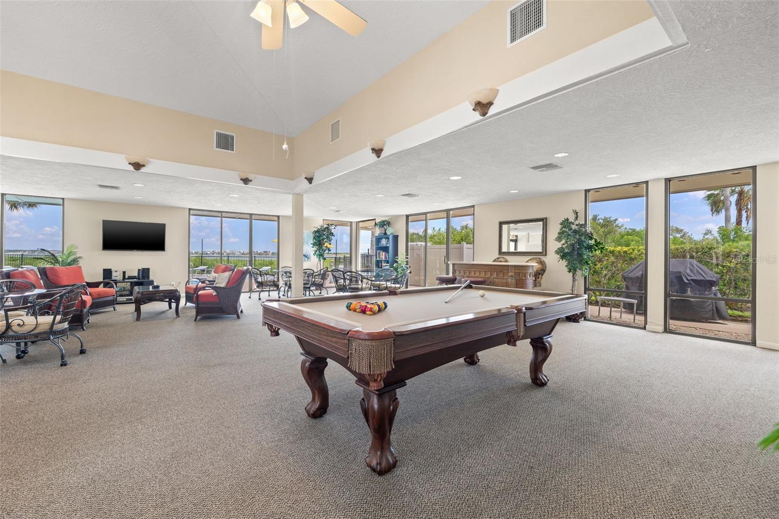 Image 28 of 35 For 1501 Gulf Boulevard 205