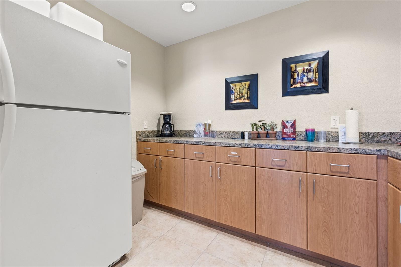 Image 30 of 35 For 1501 Gulf Boulevard 205