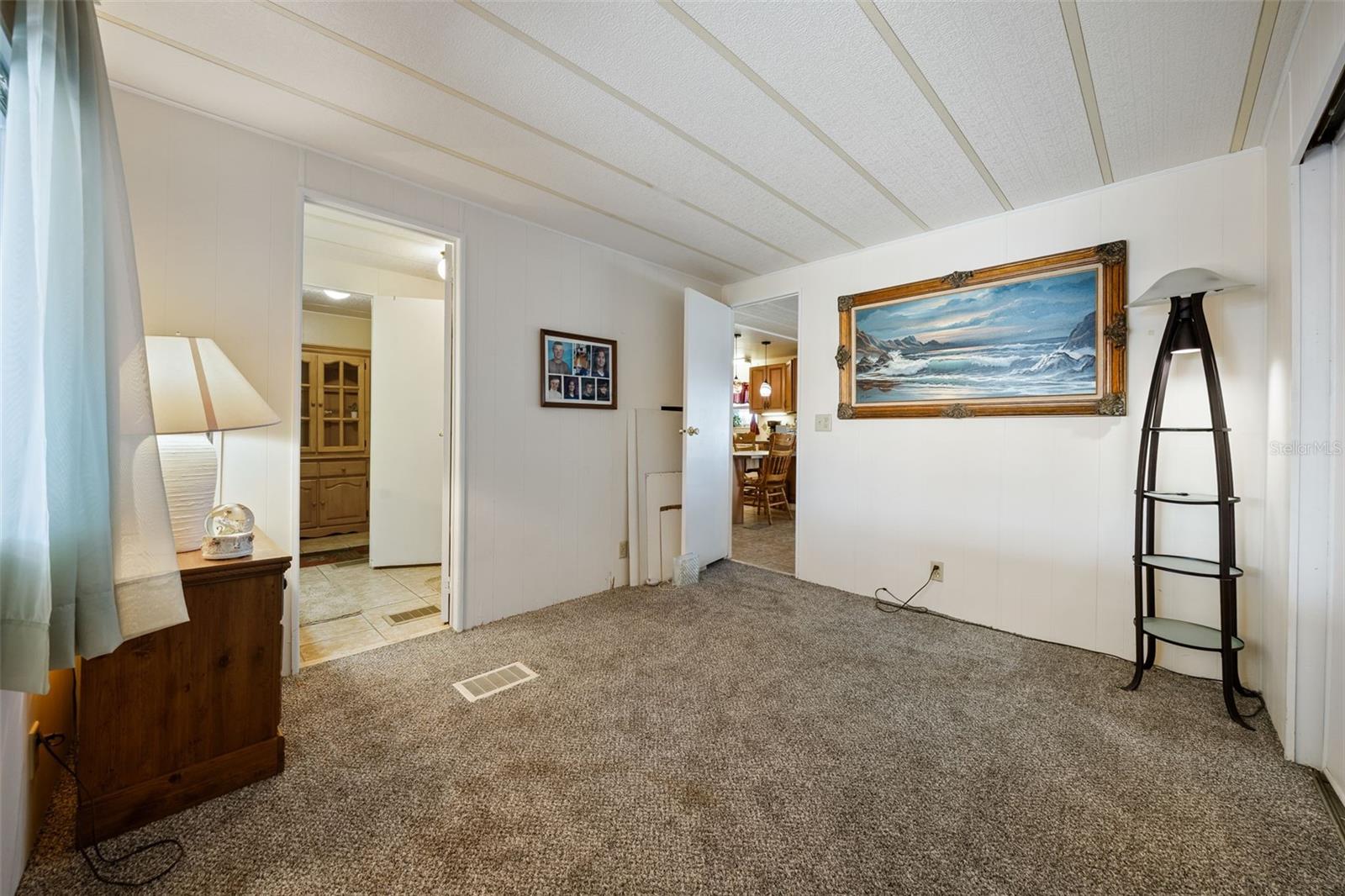 Image 7 of 48 For 121 Bonnie Drive