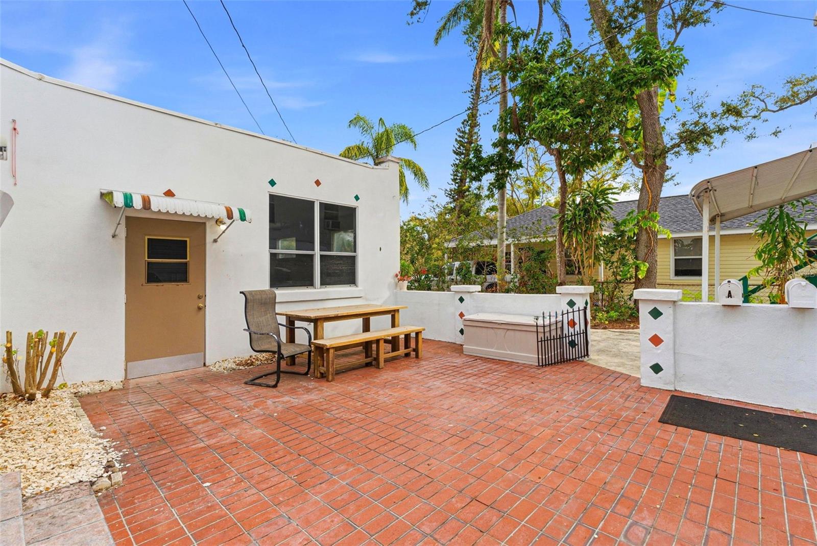 Image 26 of 51 For 1706 4th Avenue E