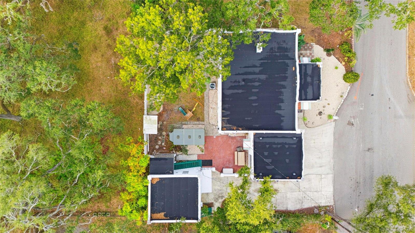 Image 46 of 51 For 1706 4th Avenue E