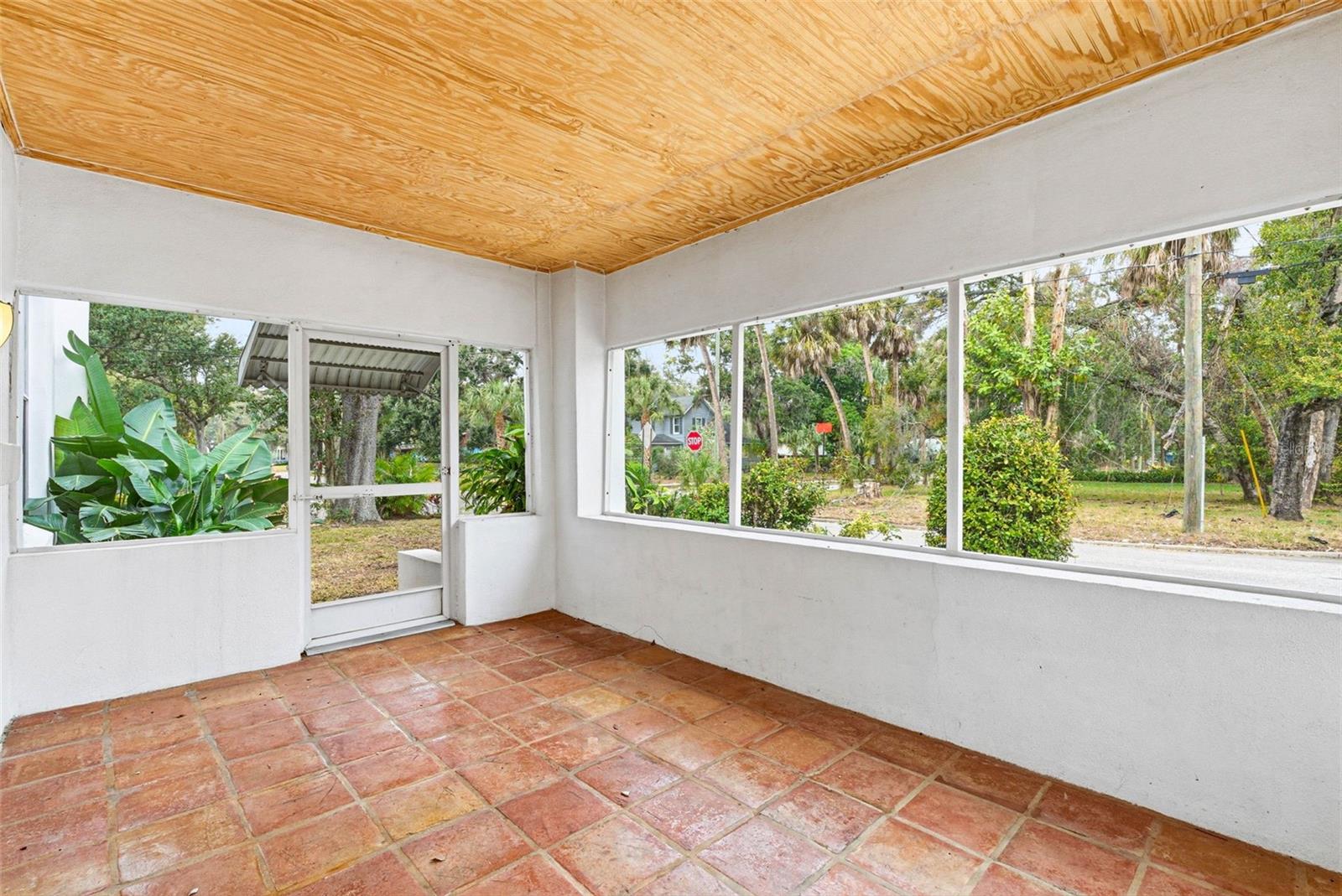 Image 5 of 51 For 1706 4th Avenue E