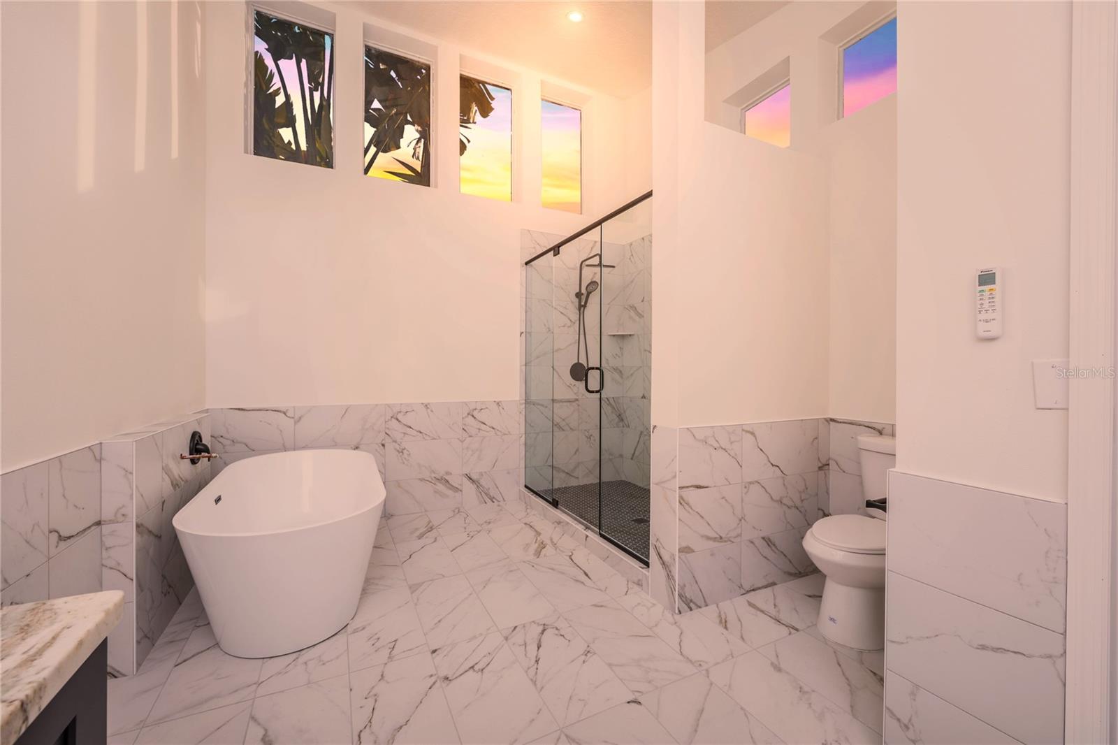 Image 3 of 41 For 5681 Cedar Street Ne