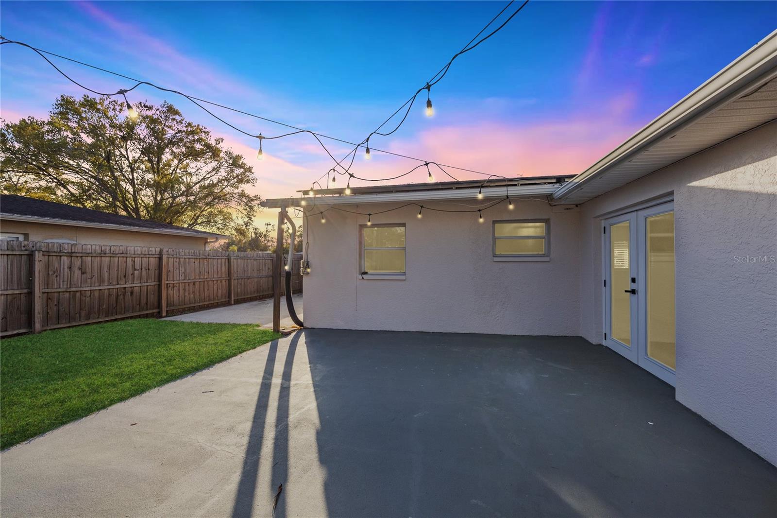 Image 33 of 41 For 5681 Cedar Street Ne