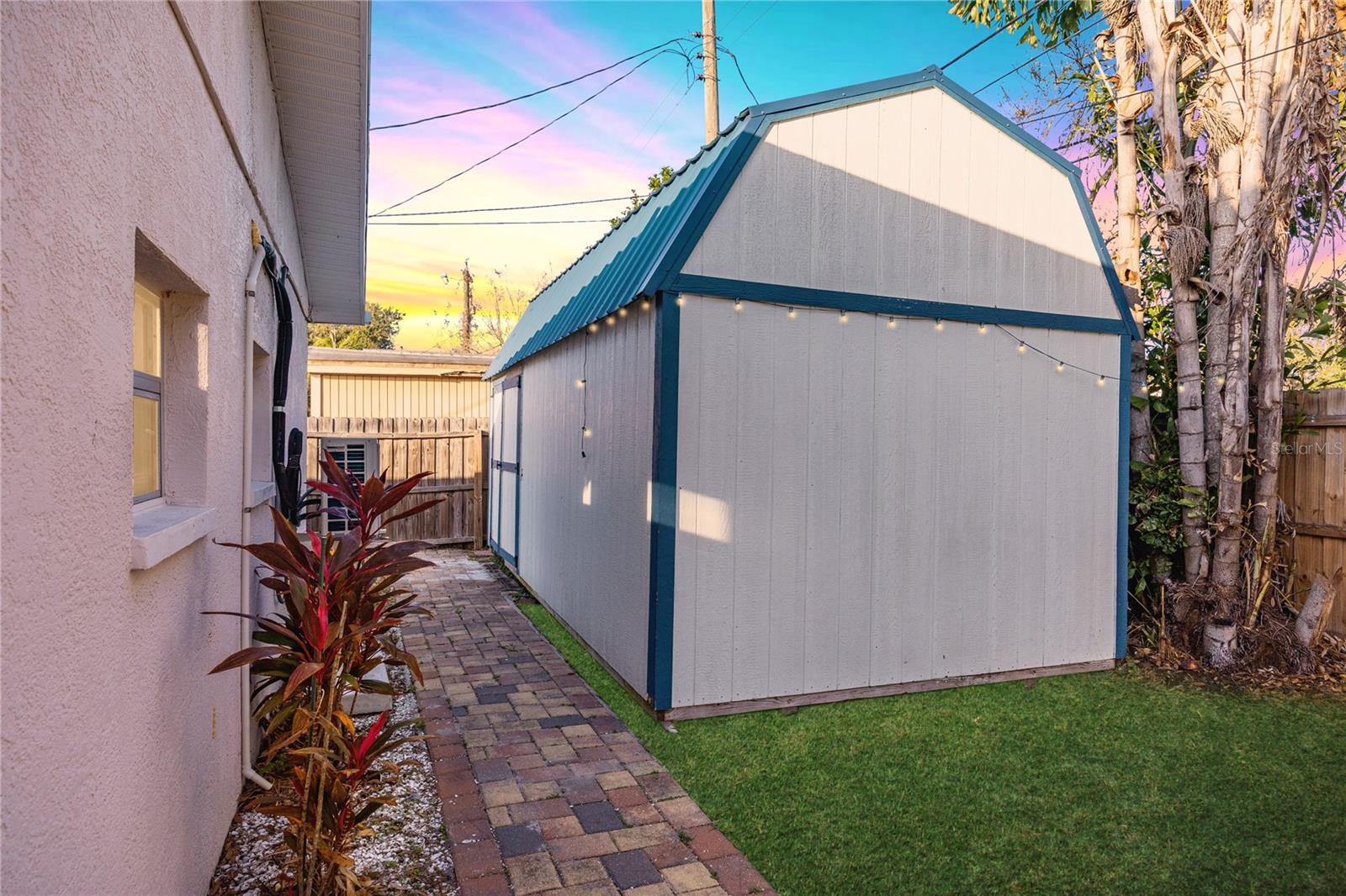 Image 36 of 41 For 5681 Cedar Street Ne