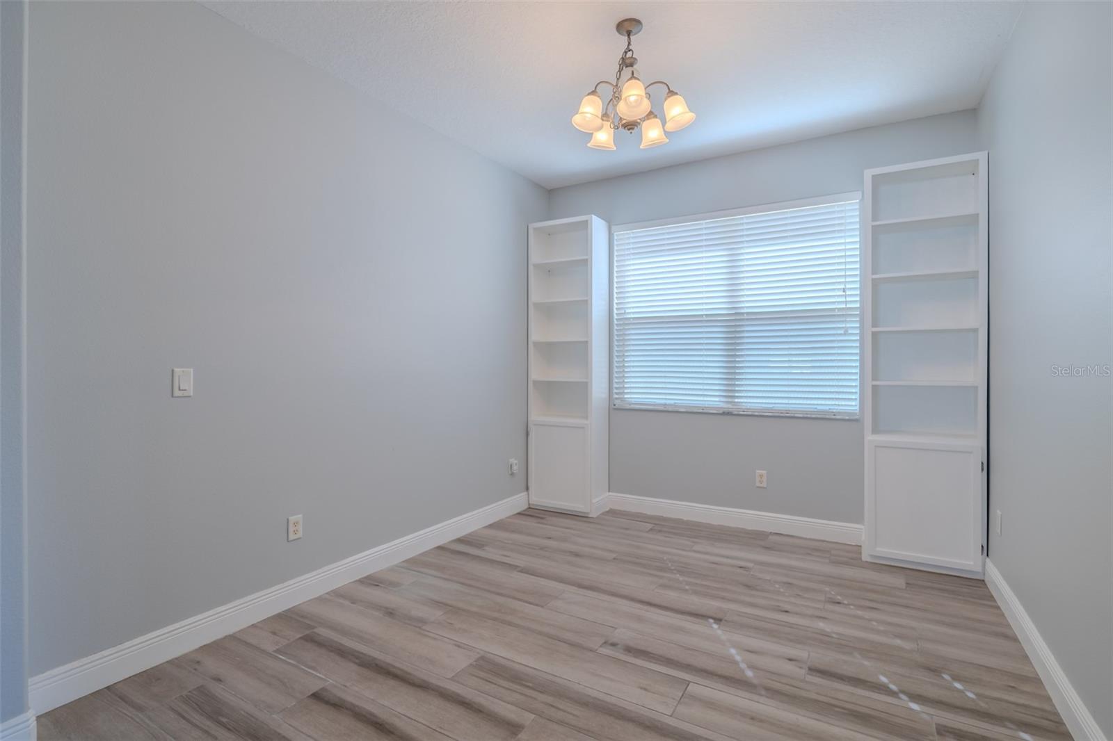 Image 13 of 43 For 31230 Alchester Drive