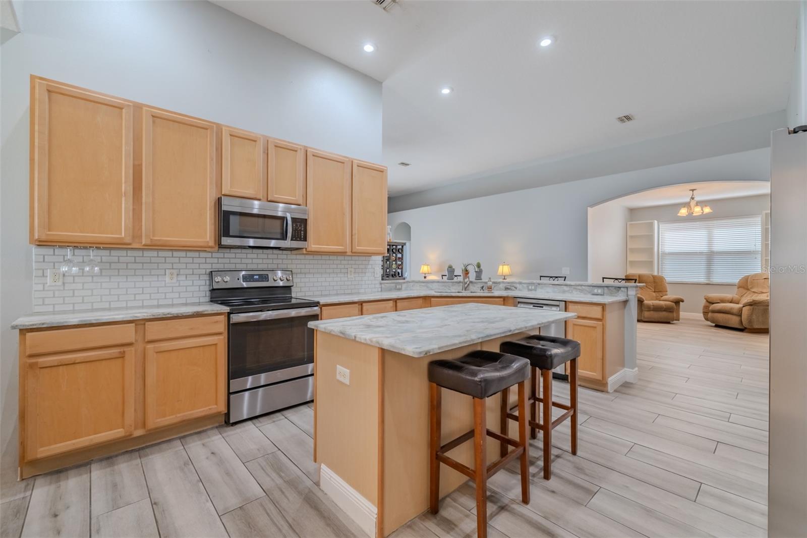 Image 19 of 43 For 31230 Alchester Drive