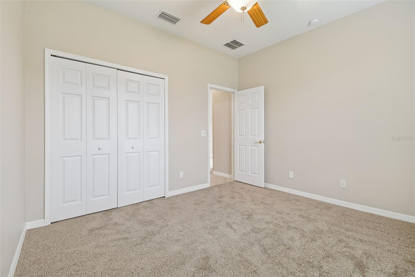 Image 28 of 67 For 127 Silver Falls Drive