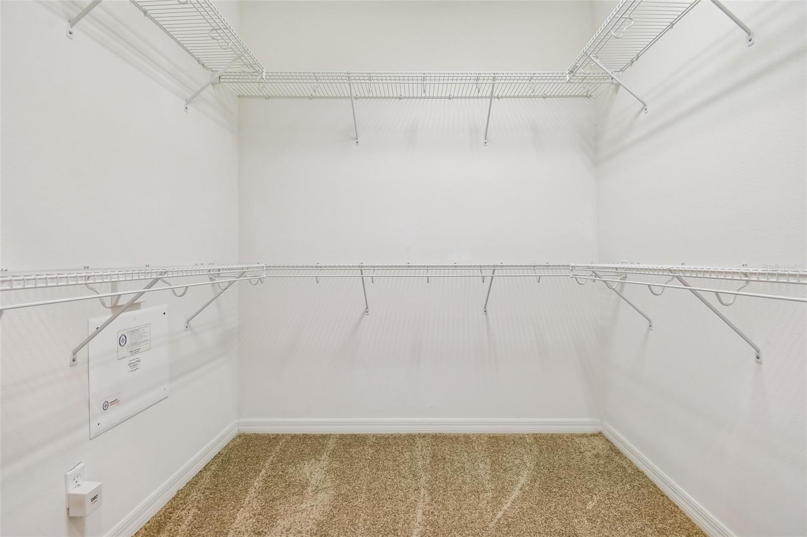 Image 41 of 67 For 127 Silver Falls Drive