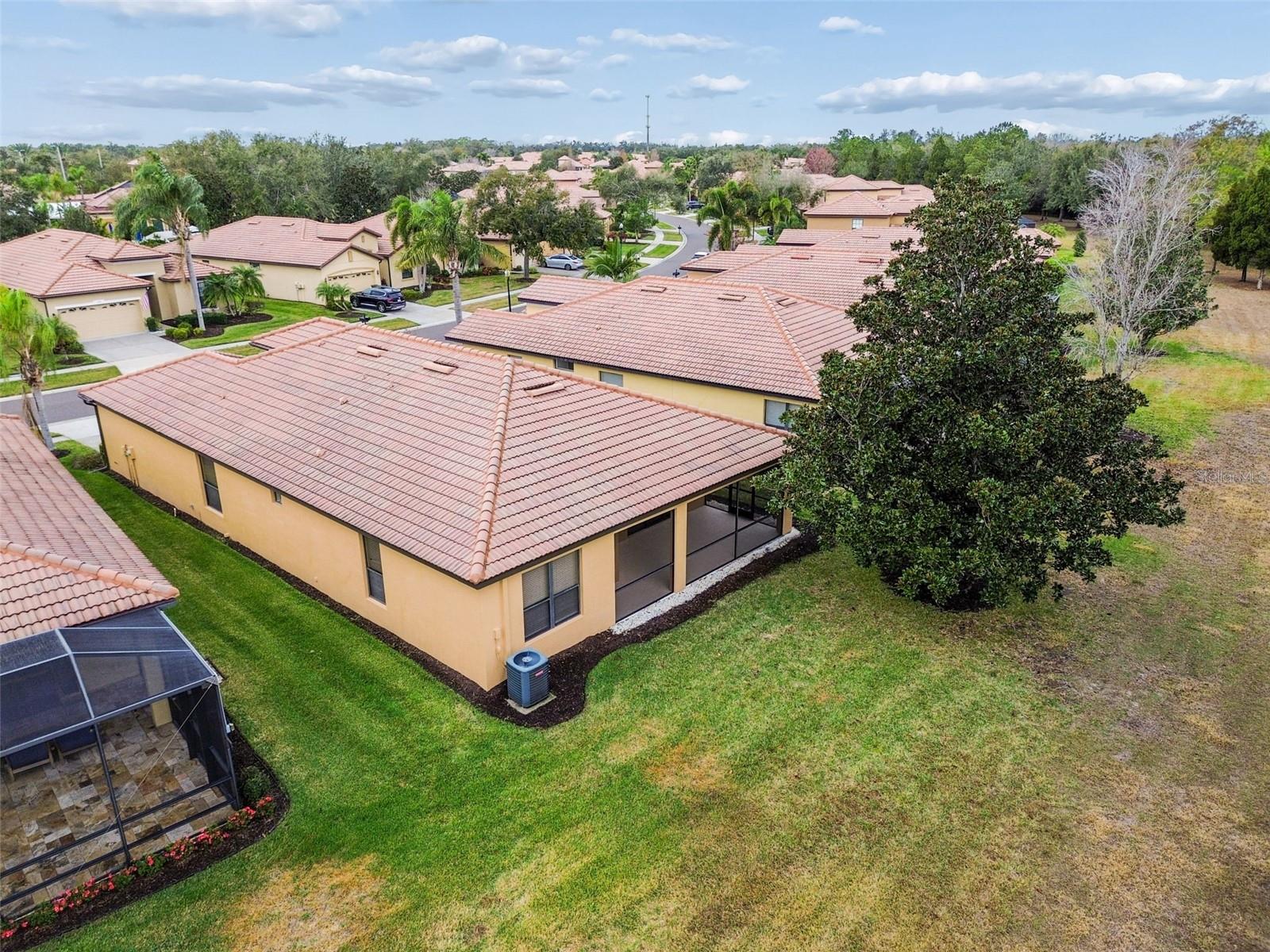 Image 49 of 67 For 127 Silver Falls Drive