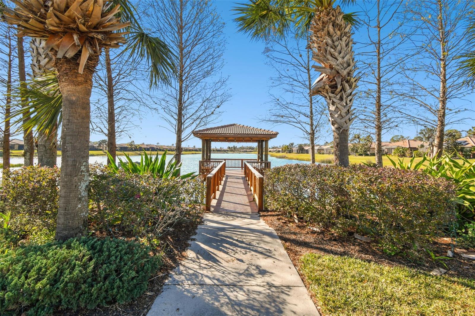 Image 54 of 67 For 127 Silver Falls Drive