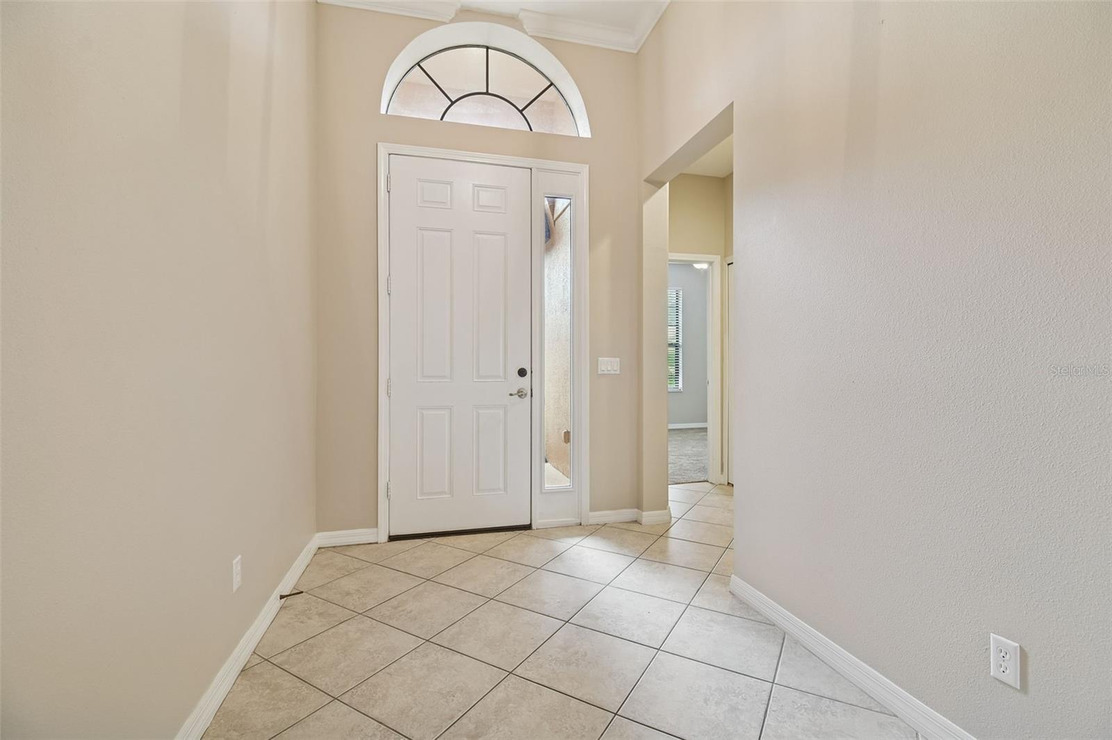 Image 6 of 67 For 127 Silver Falls Drive