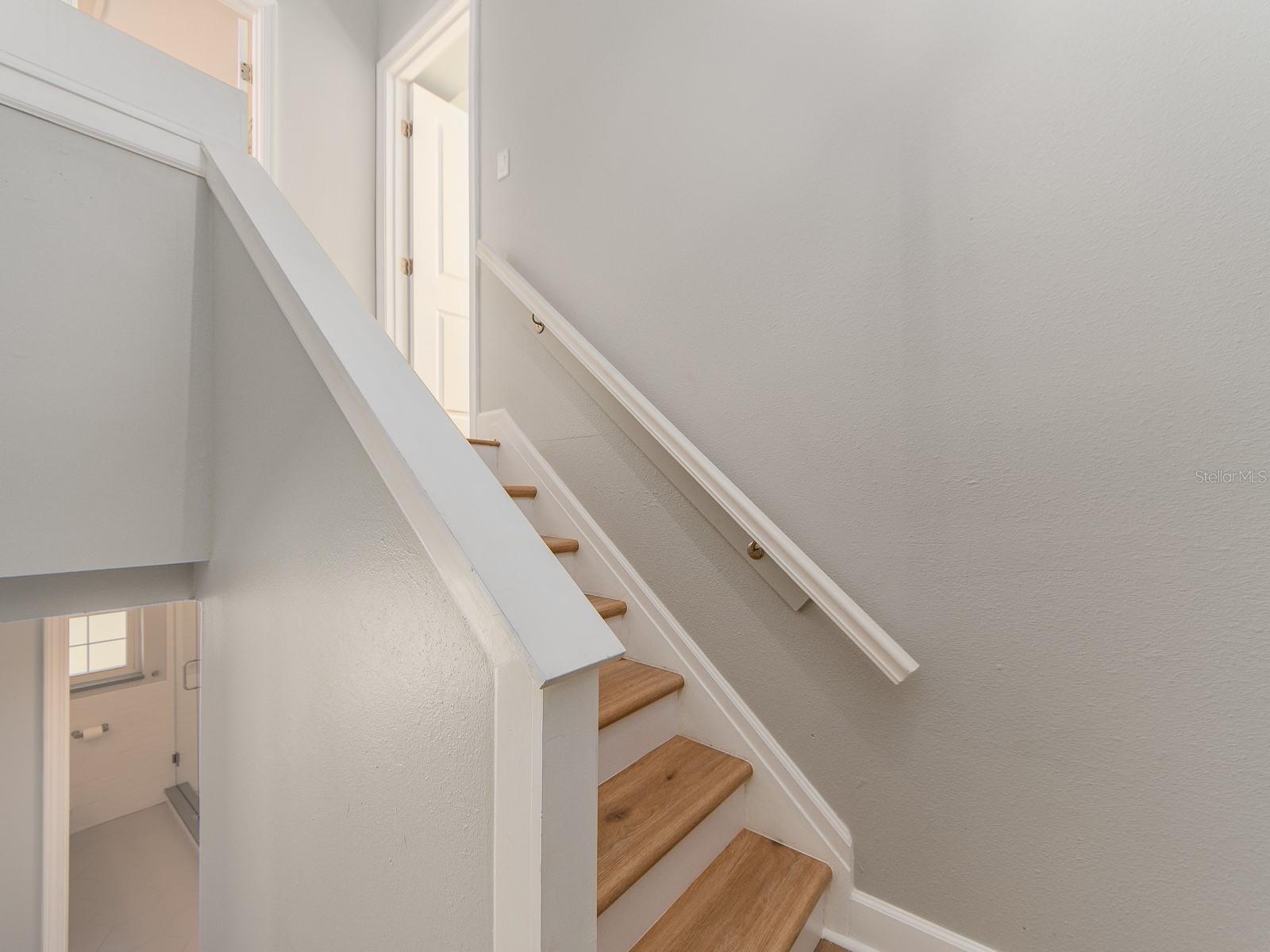 Image 25 of 43 For 1241 Hercules Avenue