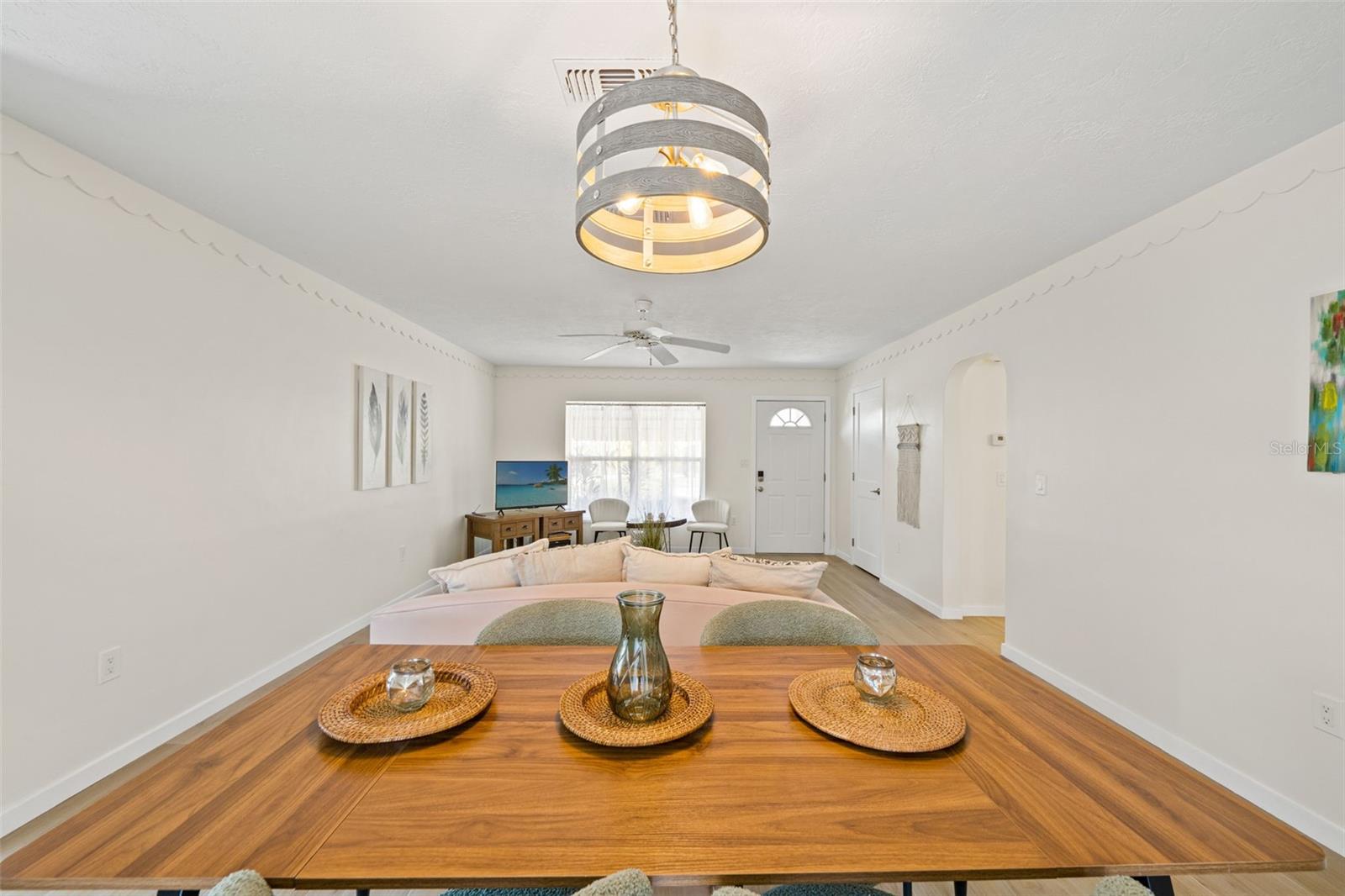 Image 5 of 39 For 1412 Durling Drive S