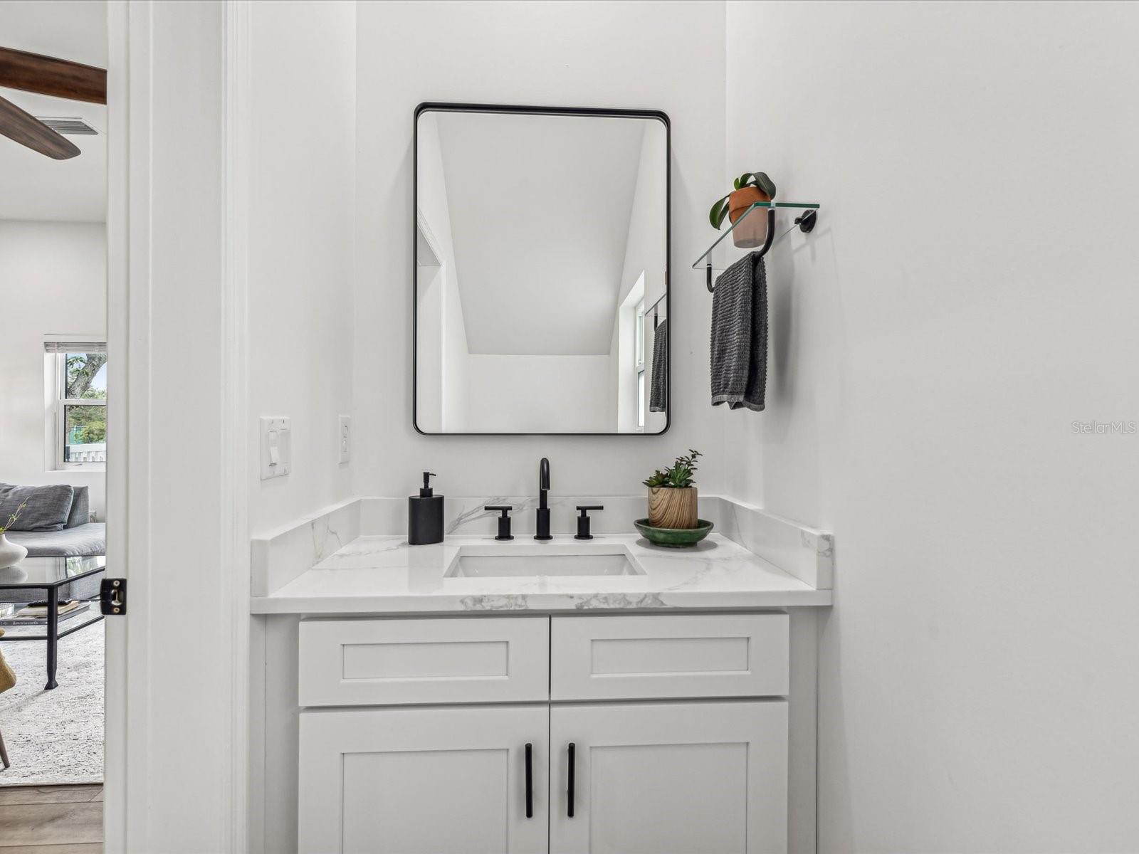 Image 26 of 90 For 605 12th Avenue N