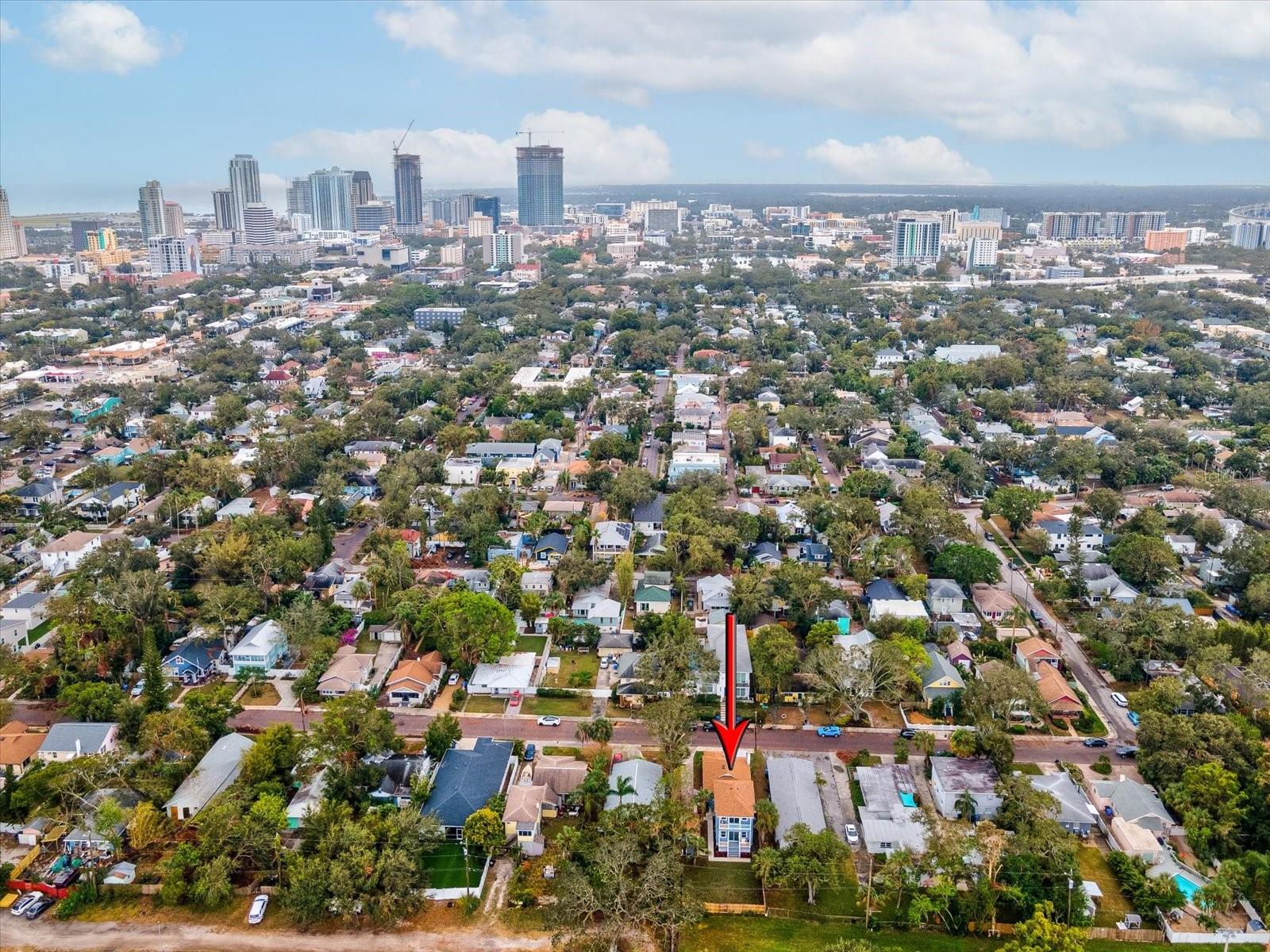 Image 57 of 90 For 605 12th Avenue N