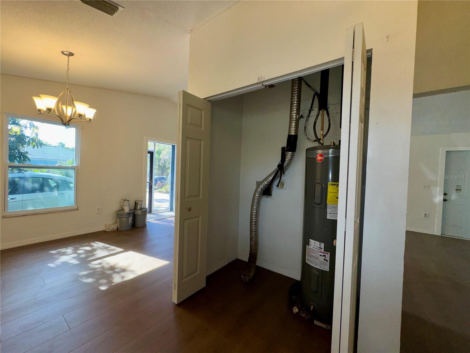 Image 10 of 22 For 1837 6th Avenue E