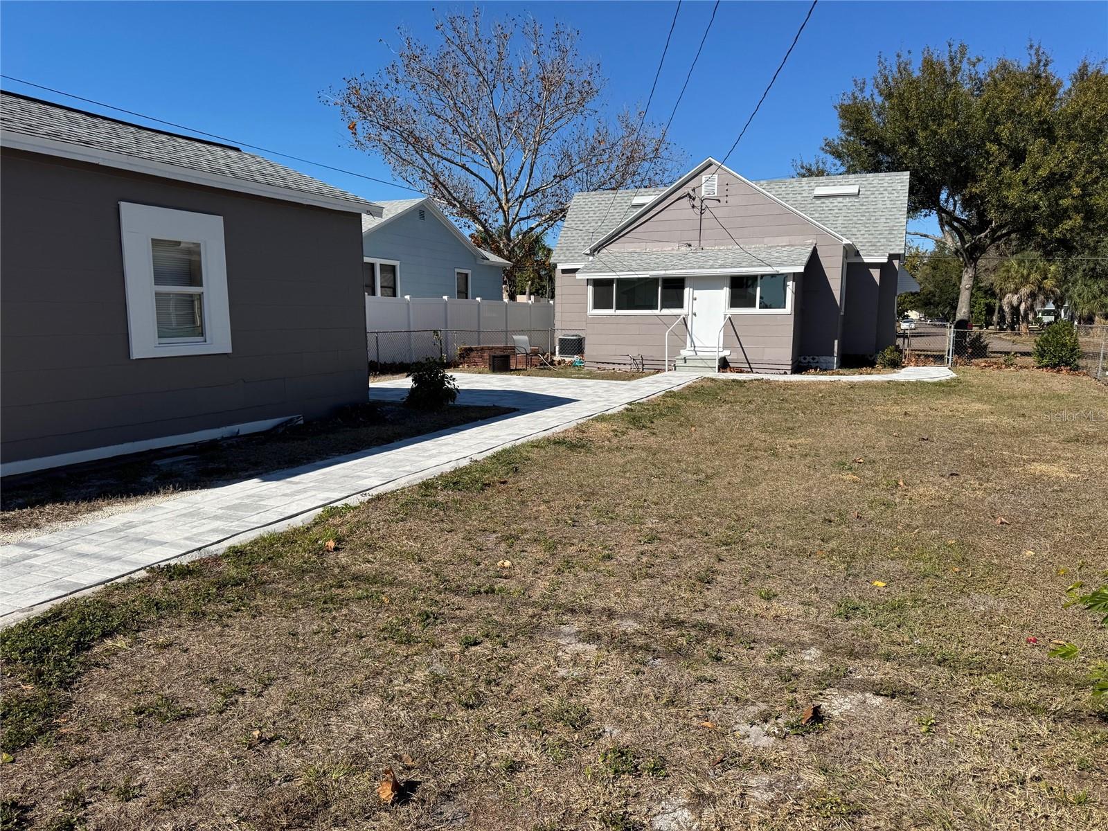 Image 5 of 25 For 2708 9th Avenue N