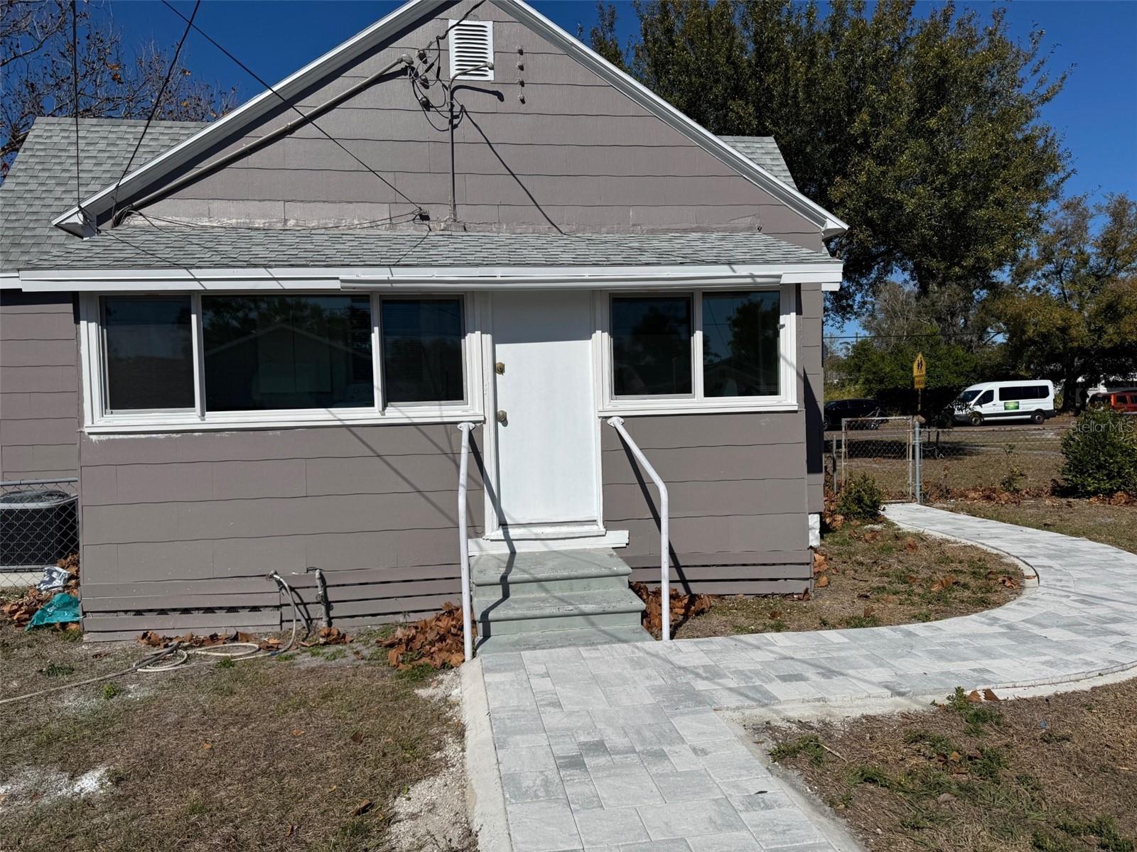 Image 6 of 25 For 2708 9th Avenue N