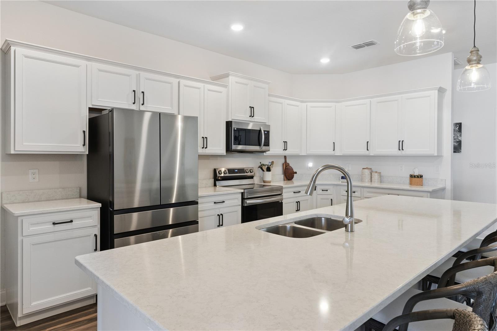 Image 15 of 51 For 6906 Treymont Drive