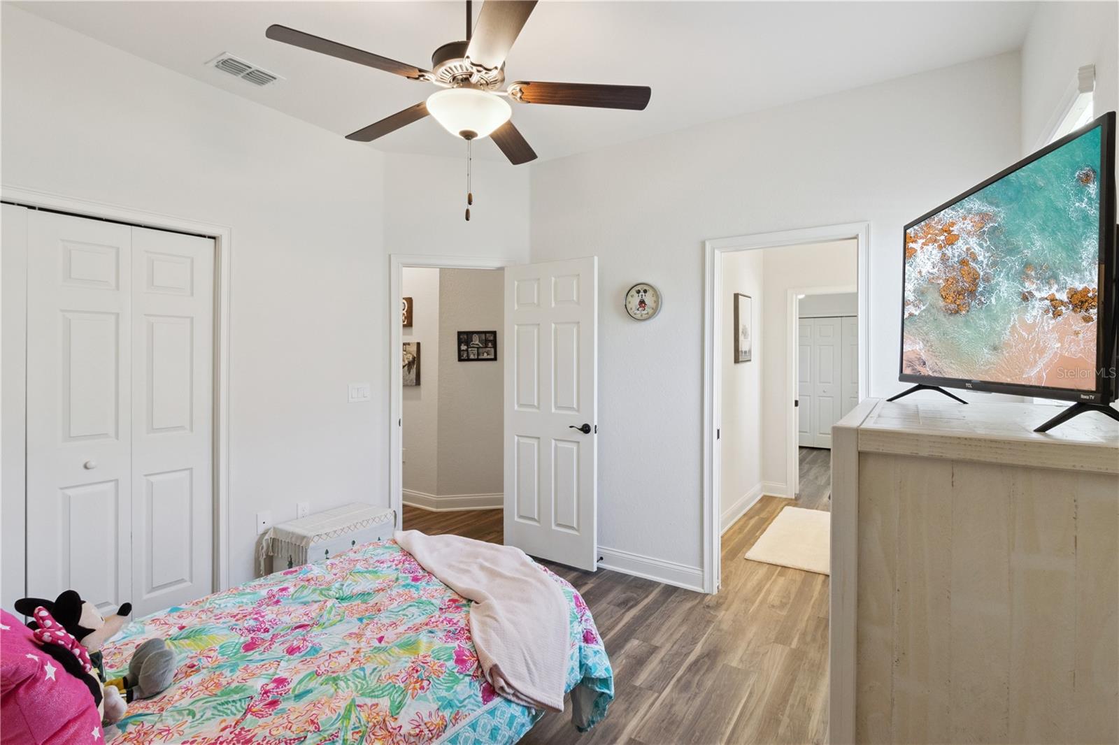 Image 28 of 51 For 6906 Treymont Drive