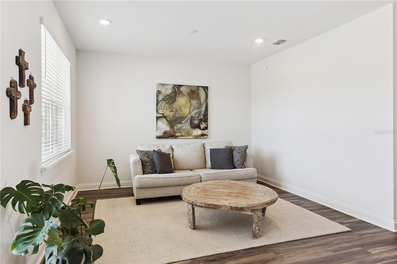 Image 4 of 51 For 6906 Treymont Drive